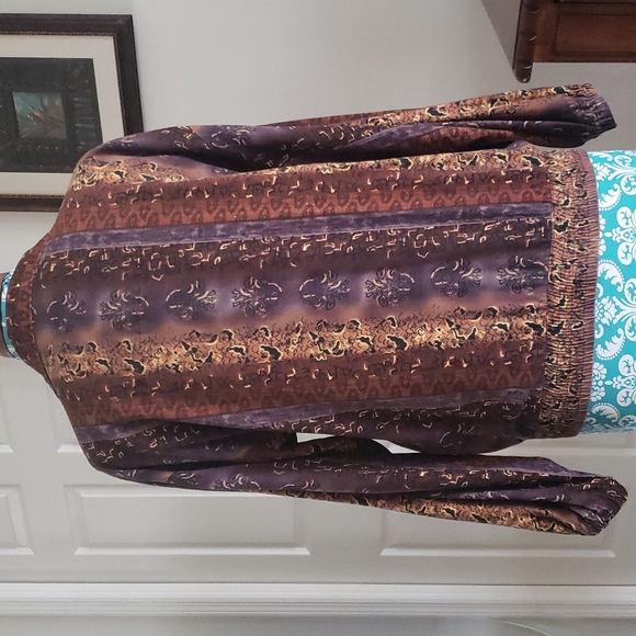 Silk Jacket 💯% - Picture 7 of 9